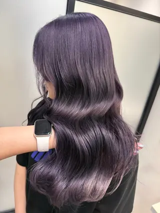 セミロング salowin所属・ハイトーンカラー 馬場みなみのヘアスタイル