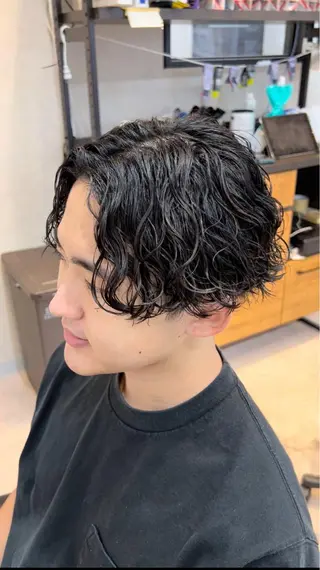 ミディアム パーマ メンズ メンズStylist 山根慧のヘアスタイル