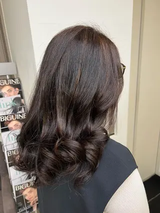 ミディアム カラー ヘアアレンジ ジャンクロードビギンギンザルグラン所属・🫧無料カットモデル 吉野志保🫧のヘアスタイル