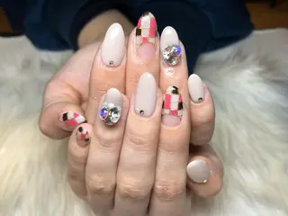 ネイル Li'leaNail AINAのネイルデザイン