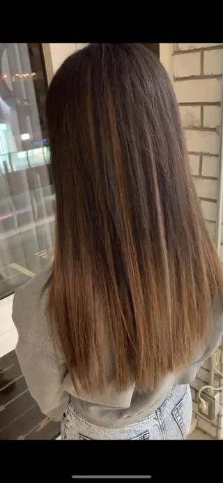 ロング カラー 艶ハイトーン👑♡ NATSUKIのヘアスタイル