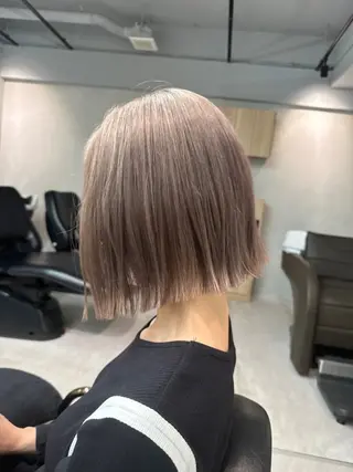 ミディアム 小森聖奈 韓国風レイヤーカットのヘアスタイル