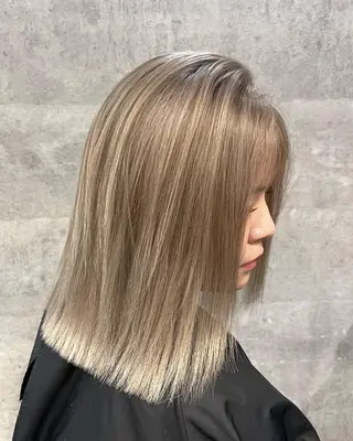 カラー 難波/ハイトーン 🦋AOI🦋のヘアスタイル