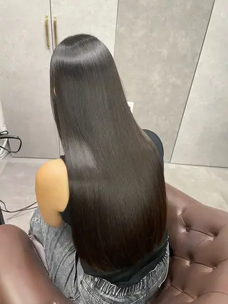 ロング RAF Sakuraのヘアスタイル