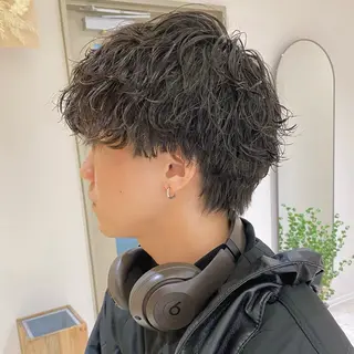 メンズ AMI ウルフ/ショートのヘアスタイル