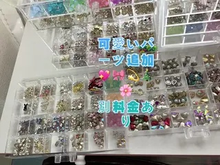 ネイル pink ladyサロン所属・べ にのネイルデザイン