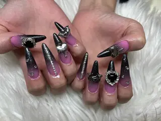 ネイル SOARE🤍 🤍のネイルデザイン