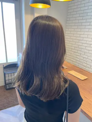 セミロング カラー GOODDAY ヘアサロンのヘアスタイル