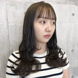 セミロング カラー channel所属・Natsumi ❤︎のヘアスタイル