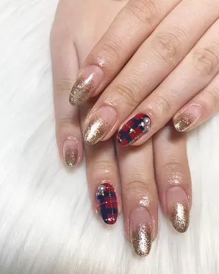 ネイル 渡邊 亜貴のネイルデザイン