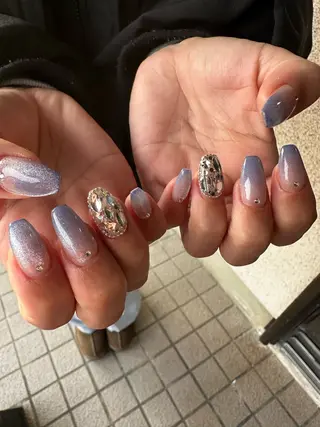 ネイル Sawa ︎︎𓂃⟡.·のネイルデザイン