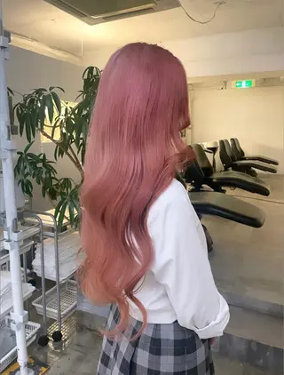 ロング カラー 暖色カラー🍒 ケアブリーチ/akiのヘアスタイル