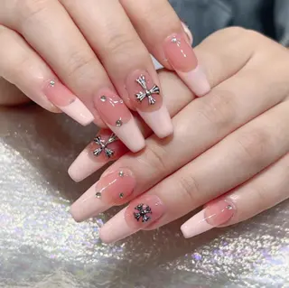 ネイル Queens PUPUのネイルデザイン