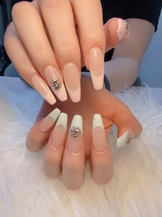 ネイル 西野 カナのネイルデザイン