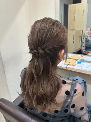 セミロング ヘアアレンジ 縮毛矯正+モテカラー 🎀✨MIHOのヘアスタイル