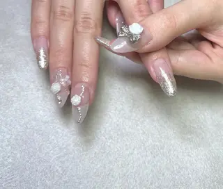 ネイル ネイリスト ハンのネイルデザイン