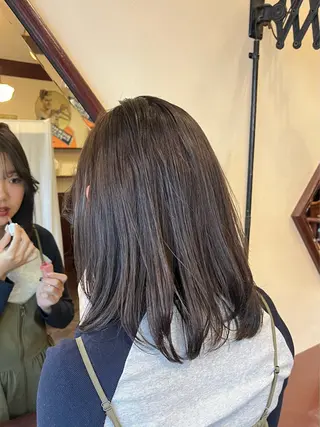 ミディアム 竹島 綾乃のヘアスタイル