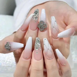 ネイル Queens マオのネイルデザイン