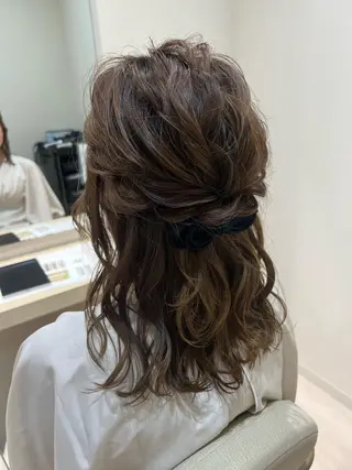 ミディアム mina .のヘアスタイル