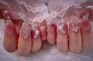 ネイル She   Nail所属・ISA_ BELLAのネイルデザイン