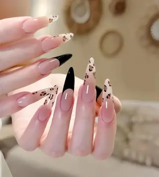 ネイル D-BEAUTY Nailsalonのネイルデザイン