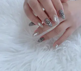 ネイル ESPOIR Ｎのネイルデザイン