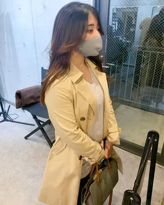 セミロング 柔らかブラウン/顔周 りレイヤー♡ユウシのヘアスタイル