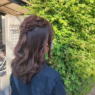 ミディアム カラー insence glue所属・和髪もできる崩れない 盛れるヘアメ🌻弥生のヘアスタイル