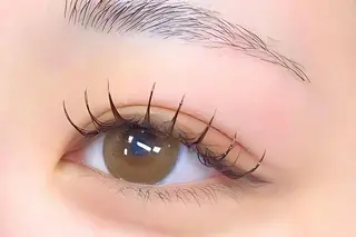 マツエク・マツパ まつげパーマ専門店 FOIのマツエク・マツパデザイン