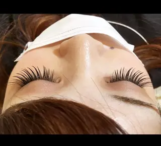 マツエク・マツパ Lamer 理心のネイルデザイン