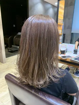ミディアム レイヤーカット TAIKIのヘアスタイル