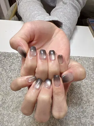 ネイル Guarendo錦糸町店所属・ガレンドウ 白澤 愛子のネイルデザイン