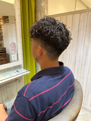 パーマ メンズ メンズパーマ特化🔥 ツイスパ/シャドウのヘアスタイル
