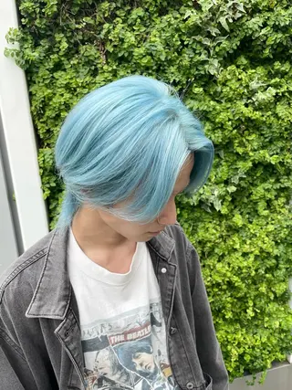 メンズ 🩵ハイトーン 美咲🩵のヘアスタイル