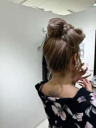 ヘアアレンジ 【Diar】オーナー アキヨシケンタのヘアスタイル