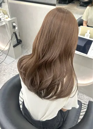 セミロング カラー ヘアアレンジ fumika🎀 ベージュのヘアスタイル