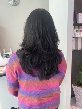 ロング moe🥣ﾚｲﾔｰ ｶｯﾄ/透明感ｶﾗｰのヘアスタイル