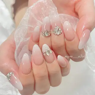 ネイル MoON...❤︎ MeGuのネイルデザイン