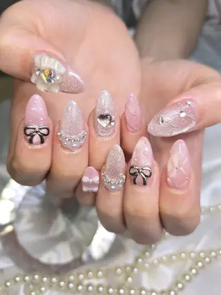 ネイル ビジュード ネイルのネイルデザイン