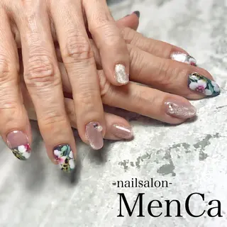 ネイル 江崎 景子のネイルデザイン