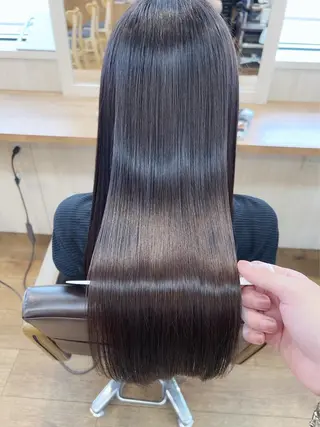 ロング newi +uta* りさのヘアスタイル