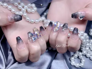 ネイル She   Nail所属・ISA_ BELLAのネイルデザイン