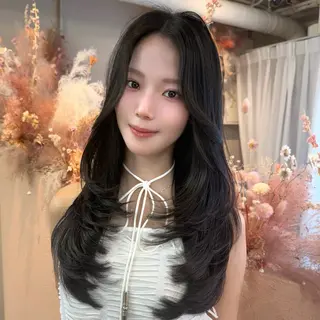 ロング ♡韓国/レイヤー カット/Ayana♡のヘアスタイル