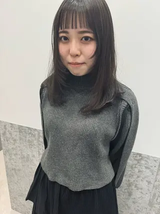 セミロング カラー 過ごしやすい美容室 でありたいのヘアスタイル
