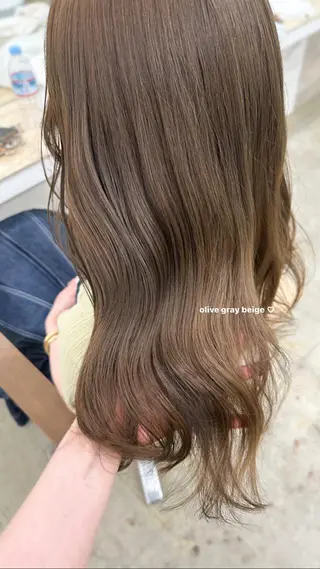 ロング カラー 🌼透明感艶カラー オリーブ🌼河村咲のヘアスタイル
