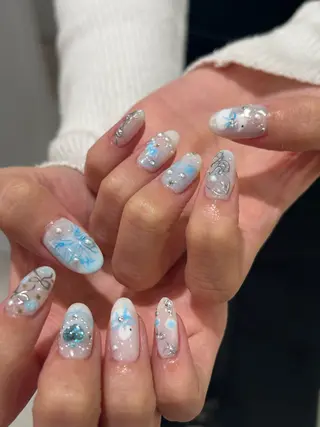 ネイル ꪆৎ平行アーチ ྀི ワカナの眉毛・アイブロウイメージ