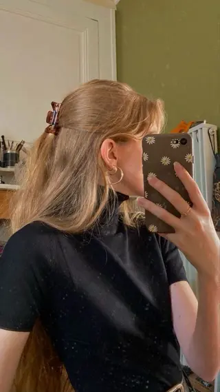 カラー 🥯縮毛/レイヤー/ ベージュヘア🥯のヘアスタイル