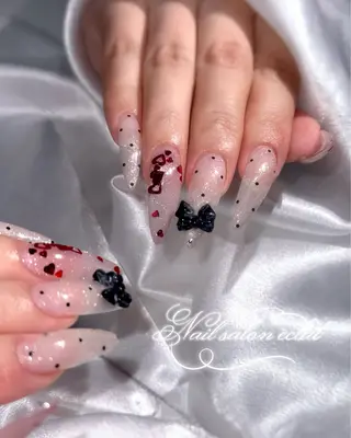 ネイル éclat ⸝꙳.⋆ 栄｜久屋大通のネイルデザイン