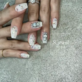 ネイル S♡JEWEL所属・S. JEWELのネイルデザイン