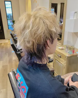 ショート カラー 美容室Natural Spot所属・鈴木 暁斗のヘアスタイル